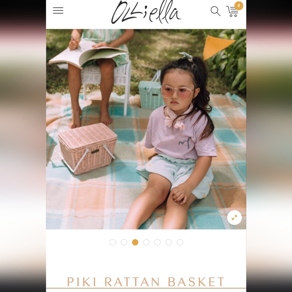 OLLI ELLAPiki Rattan Picnic Basket